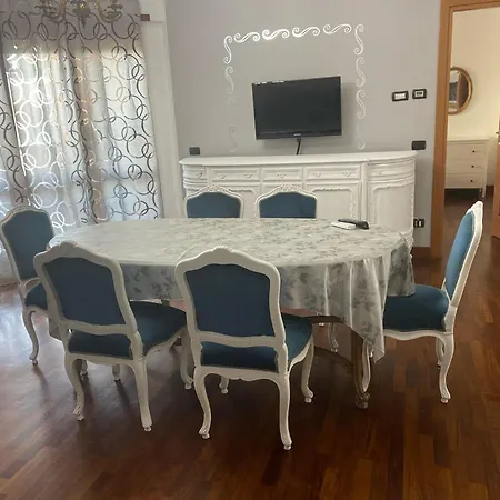 Locazione Turistica Dali2 Apartment *